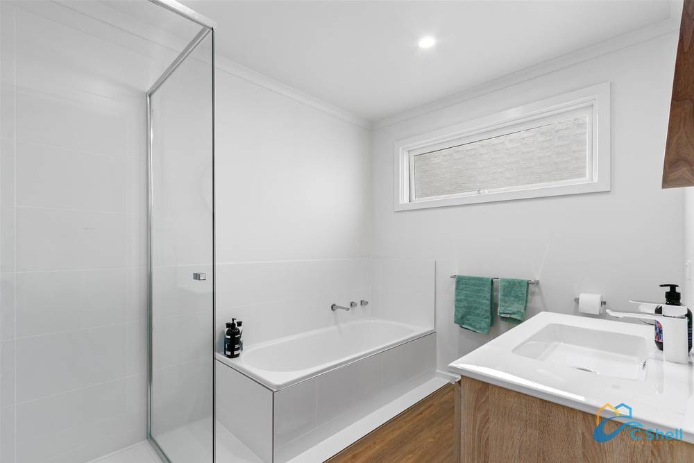 12 Marina Drive, Loch Sport, VIC 3851