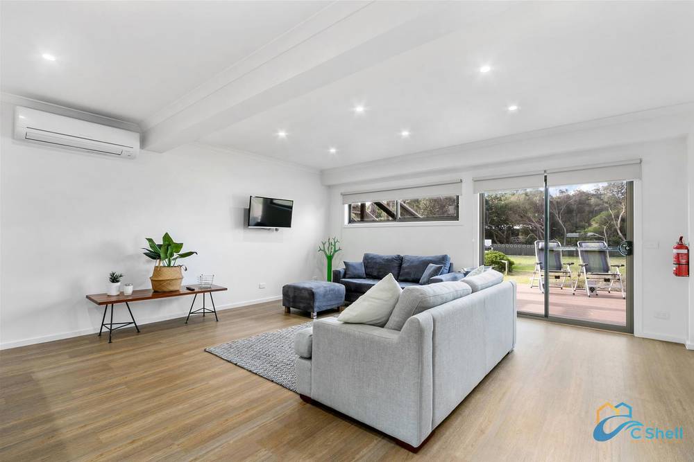 12 Marina Drive, Loch Sport, VIC 3851