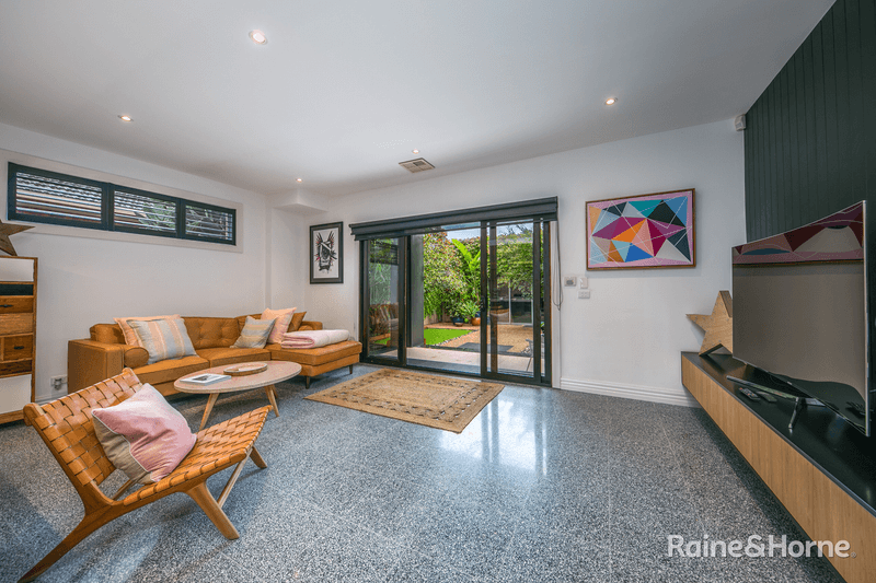 21 Scotia Street, MOONEE PONDS, VIC 3039