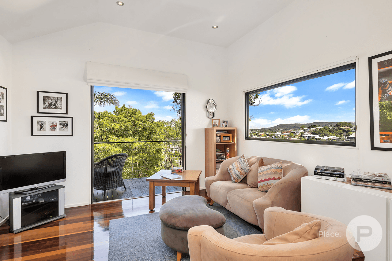 10 Craig Street, RED HILL, QLD 4059