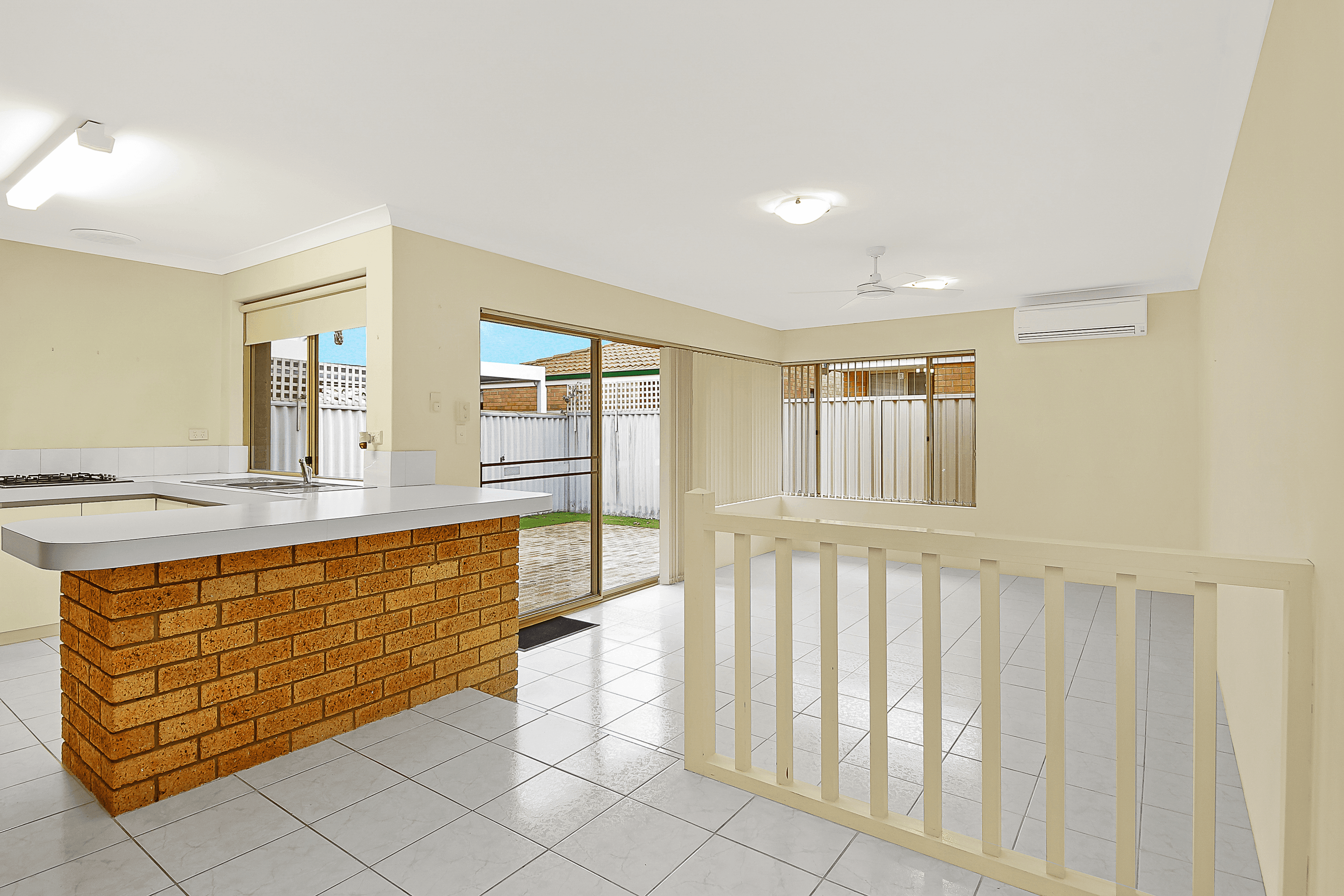 25b Crowther Elbow, OCEAN REEF, WA 6027