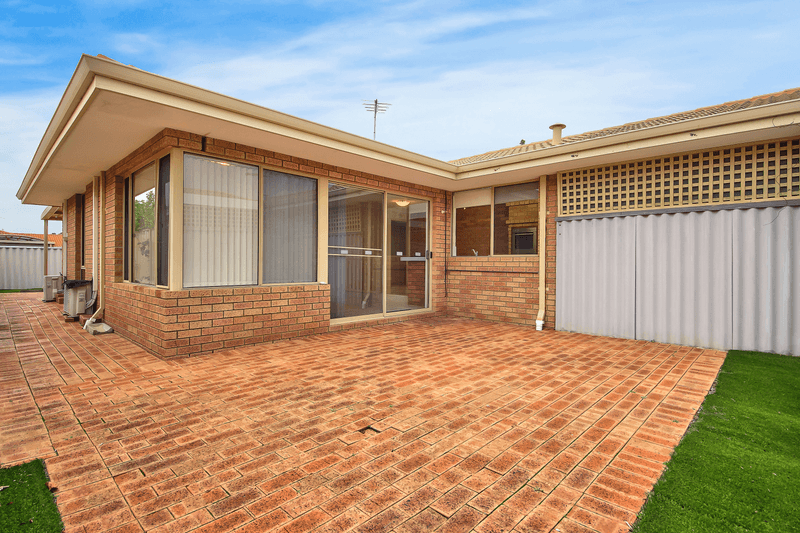 25b Crowther Elbow, OCEAN REEF, WA 6027