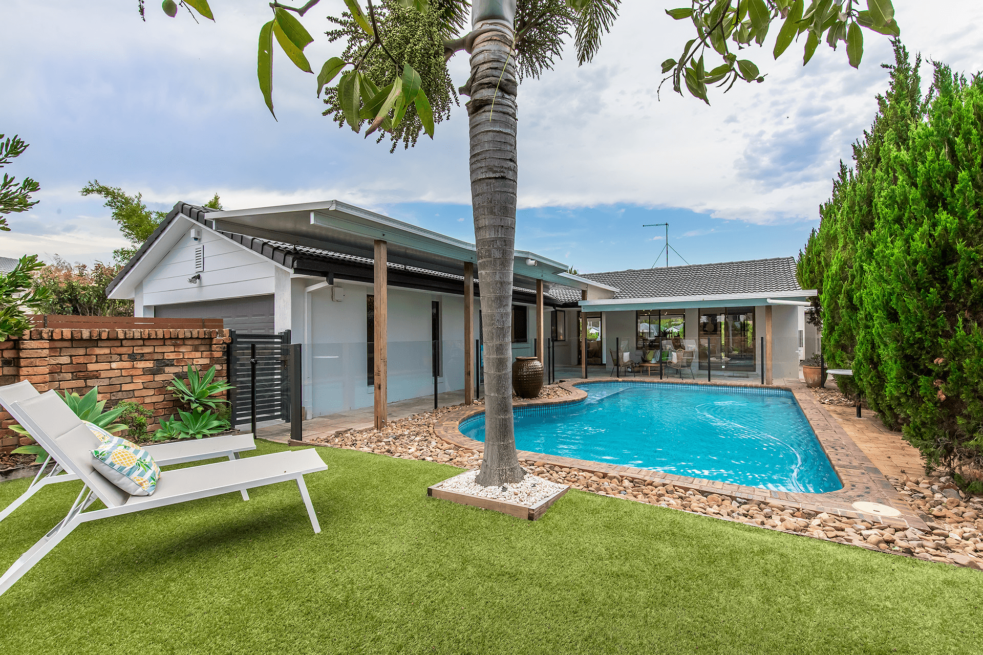 73 Cabana Boulevard, Benowa Waters, QLD 4217