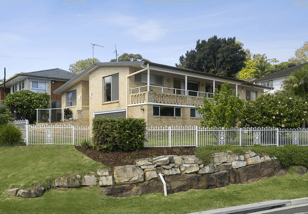 1 Bimbadeen Crescent, FRENCHS FOREST, NSW 2086