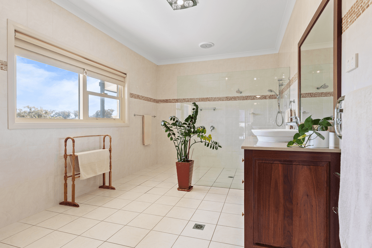 71 Abbots Lane, LADYSMITH, NSW 2652