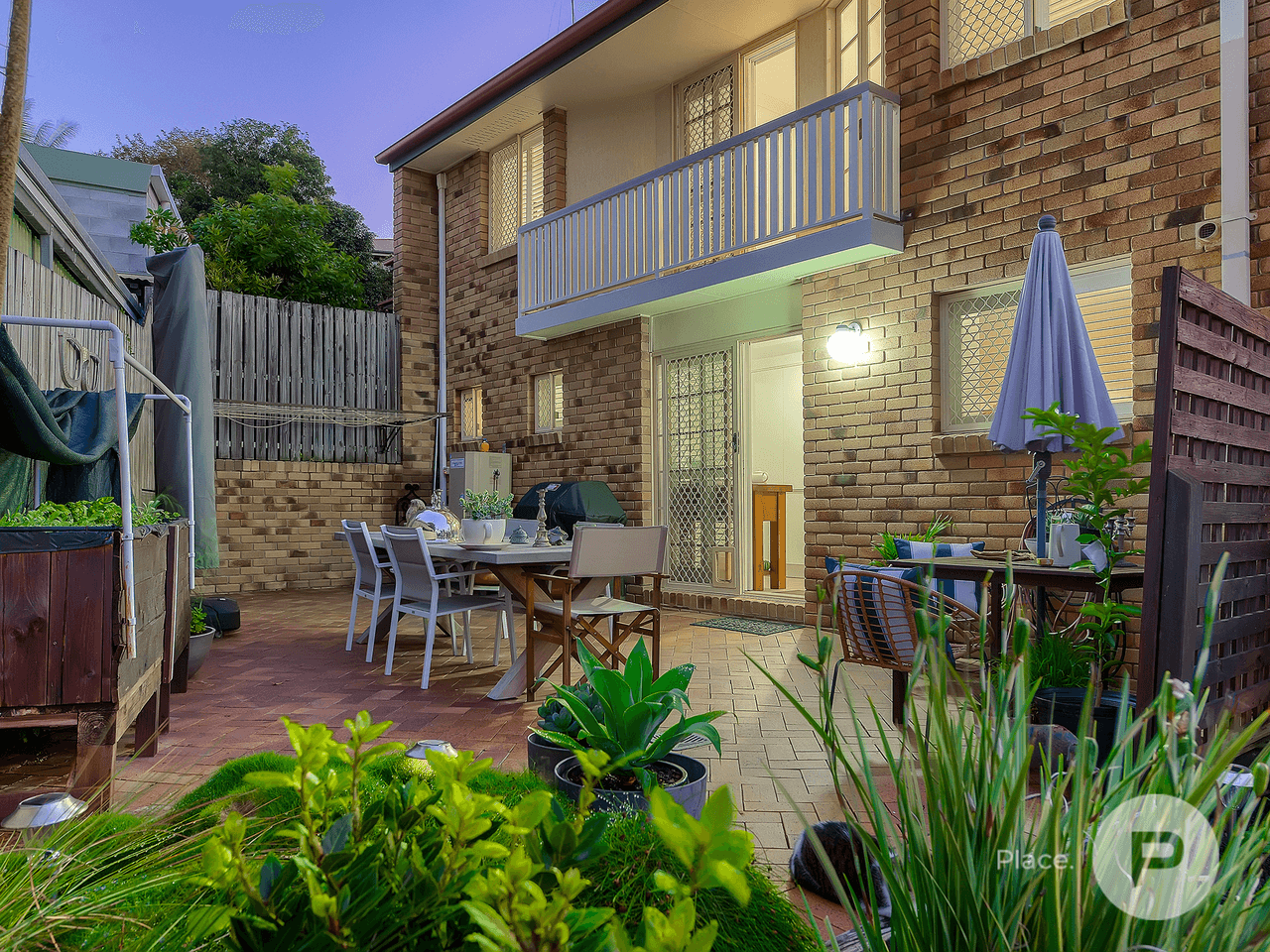 1/12 Fleming Road, HERSTON, QLD 4006