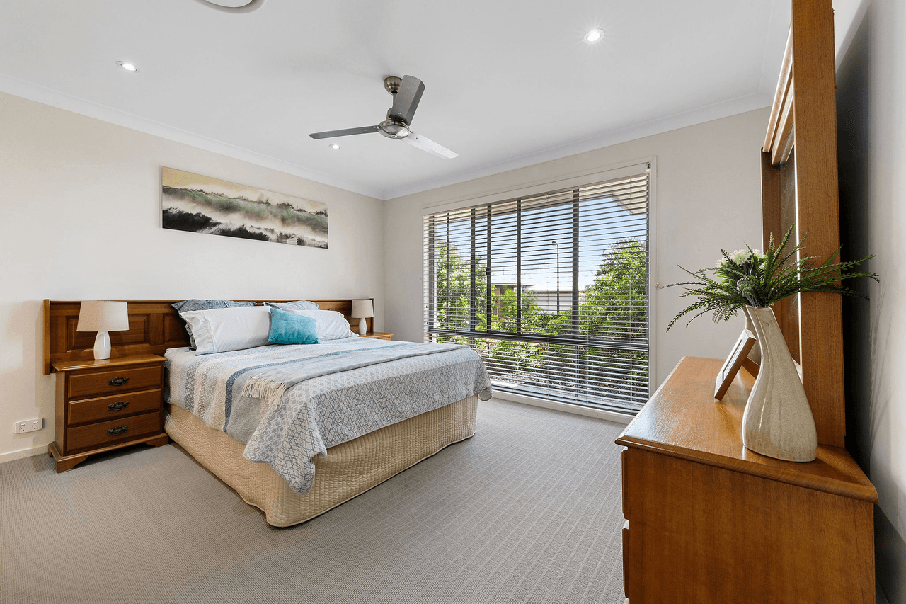 35 Tibouchina St, Mountain Creek, QLD 4557