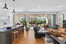 122/390 Simpsons Road, BARDON, QLD 4065