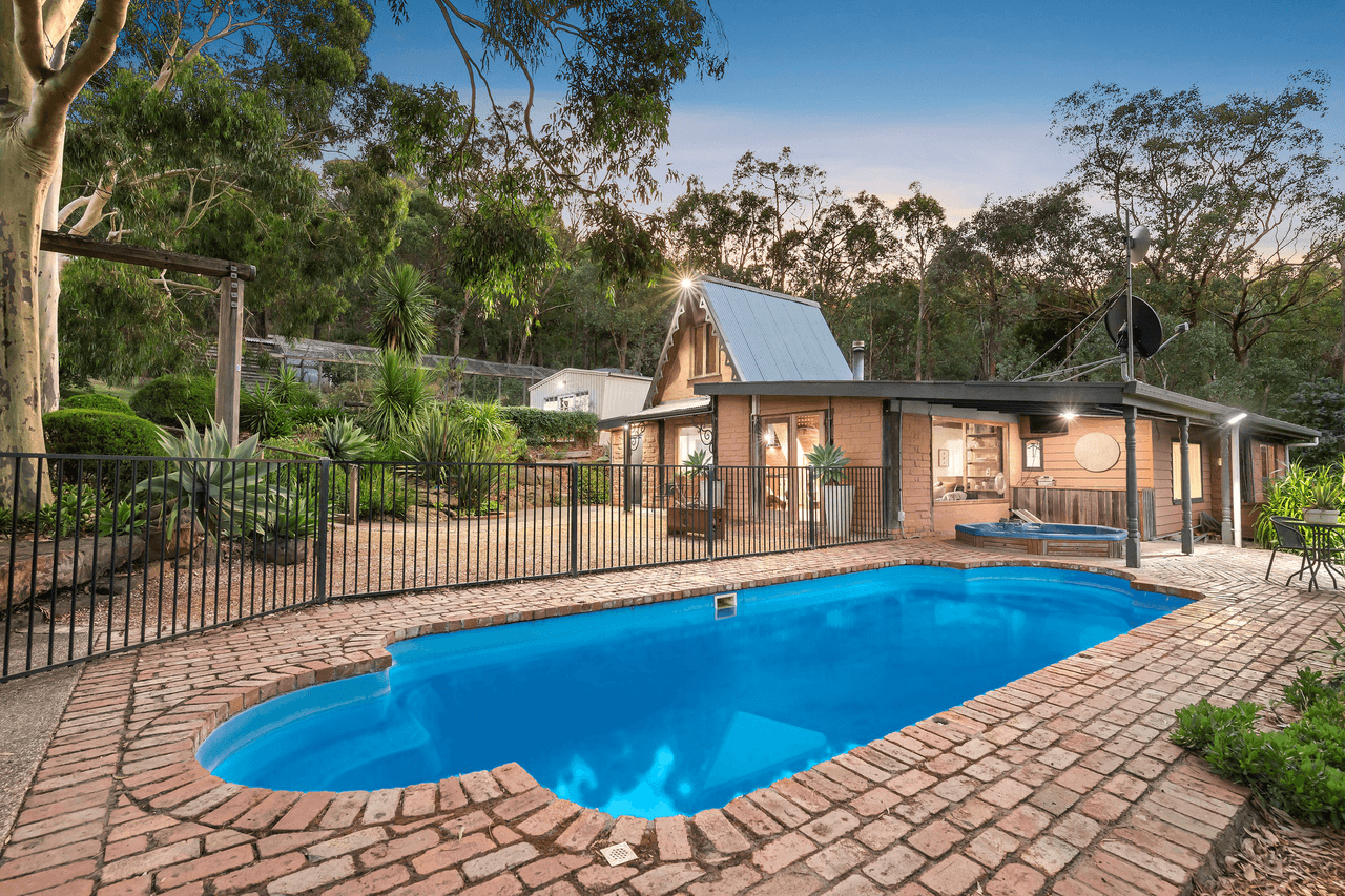 440 Buttermans Track, ST ANDREWS, VIC 3761