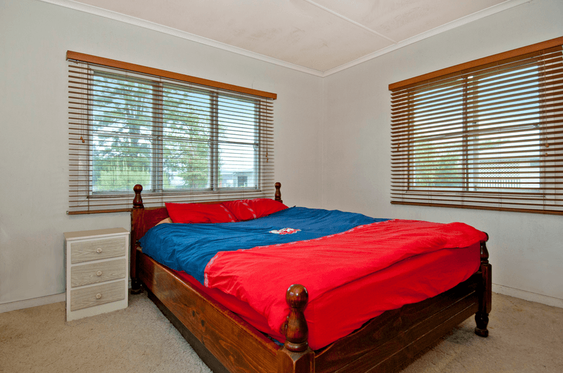 4 Gordon Street, BEAUDESERT, QLD 4285