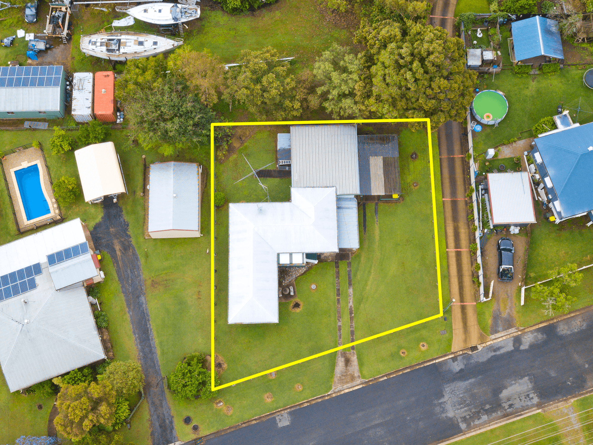 4 Gordon Street, BEAUDESERT, QLD 4285