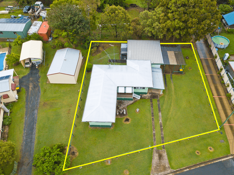 4 Gordon Street, BEAUDESERT, QLD 4285