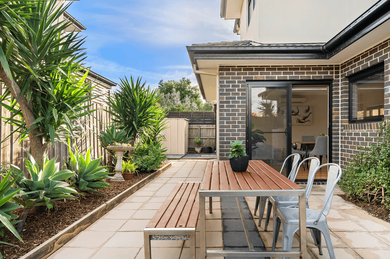 2/7 Windsor Avenue, Oakleigh South, VIC 3167