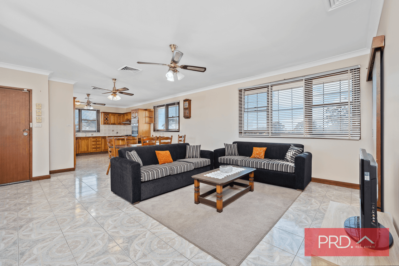 43 De Meyrick Avenue, CASULA, NSW 2170