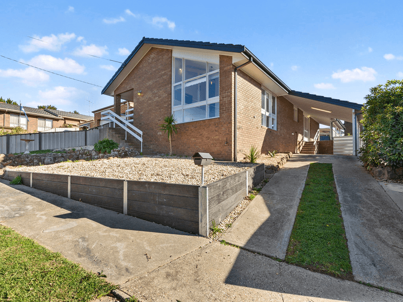 10 Priestley Crescent, SEYMOUR, VIC 3660