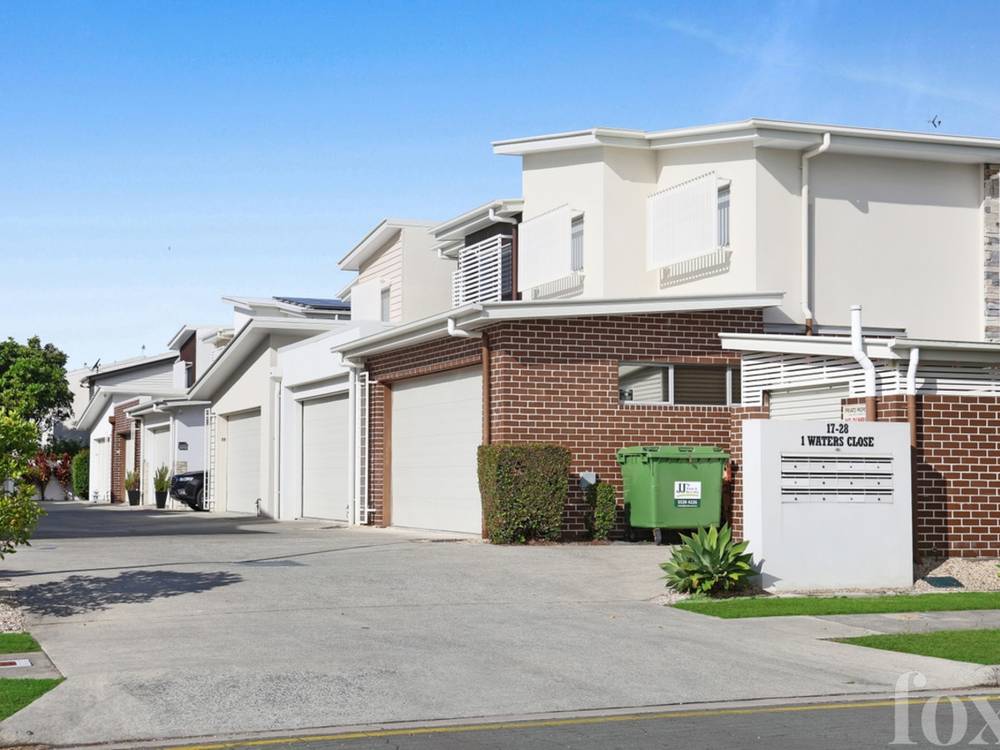 20/1 Waters Close, Hope Island, QLD 4212