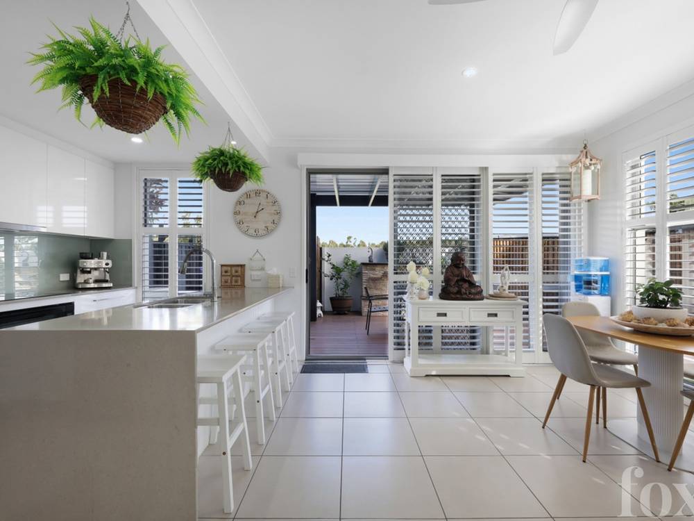 20/1 Waters Close, Hope Island, QLD 4212