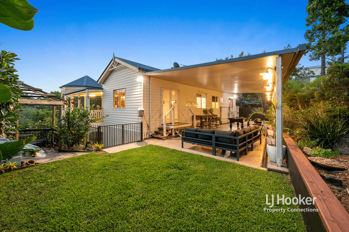 16 Talisman Court, Eatons Hill, QLD 4037