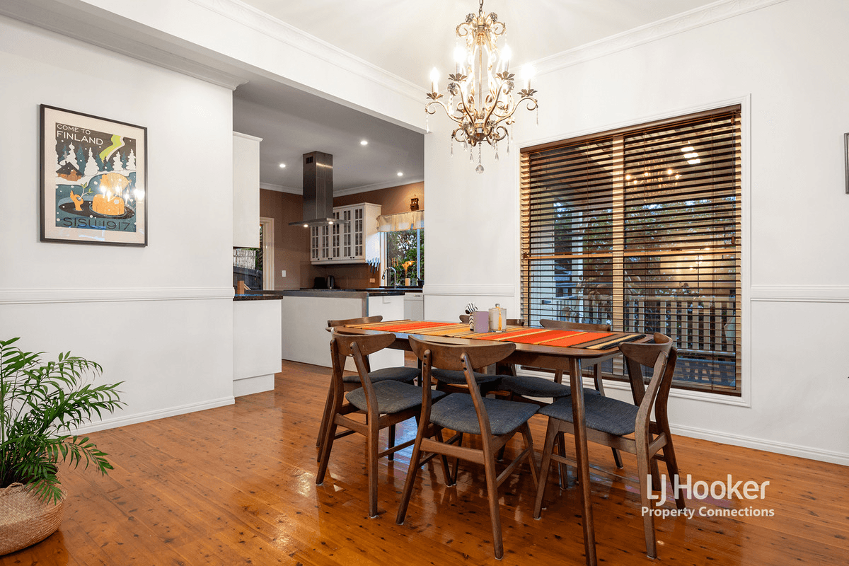 16 Talisman Court, Eatons Hill, QLD 4037