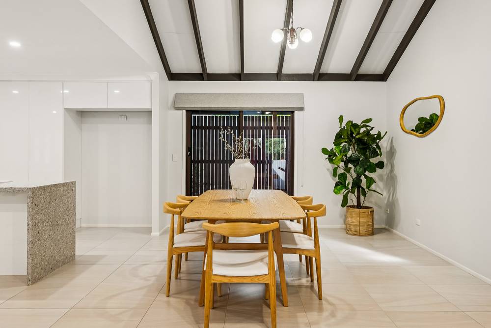 117 Fernvale Road, Tarragindi, QLD 4121