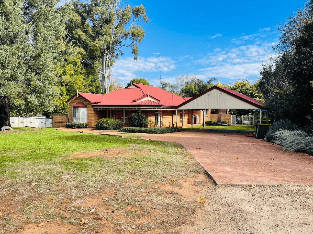 68 Officers Parade, CONDOBOLIN, NSW 2877