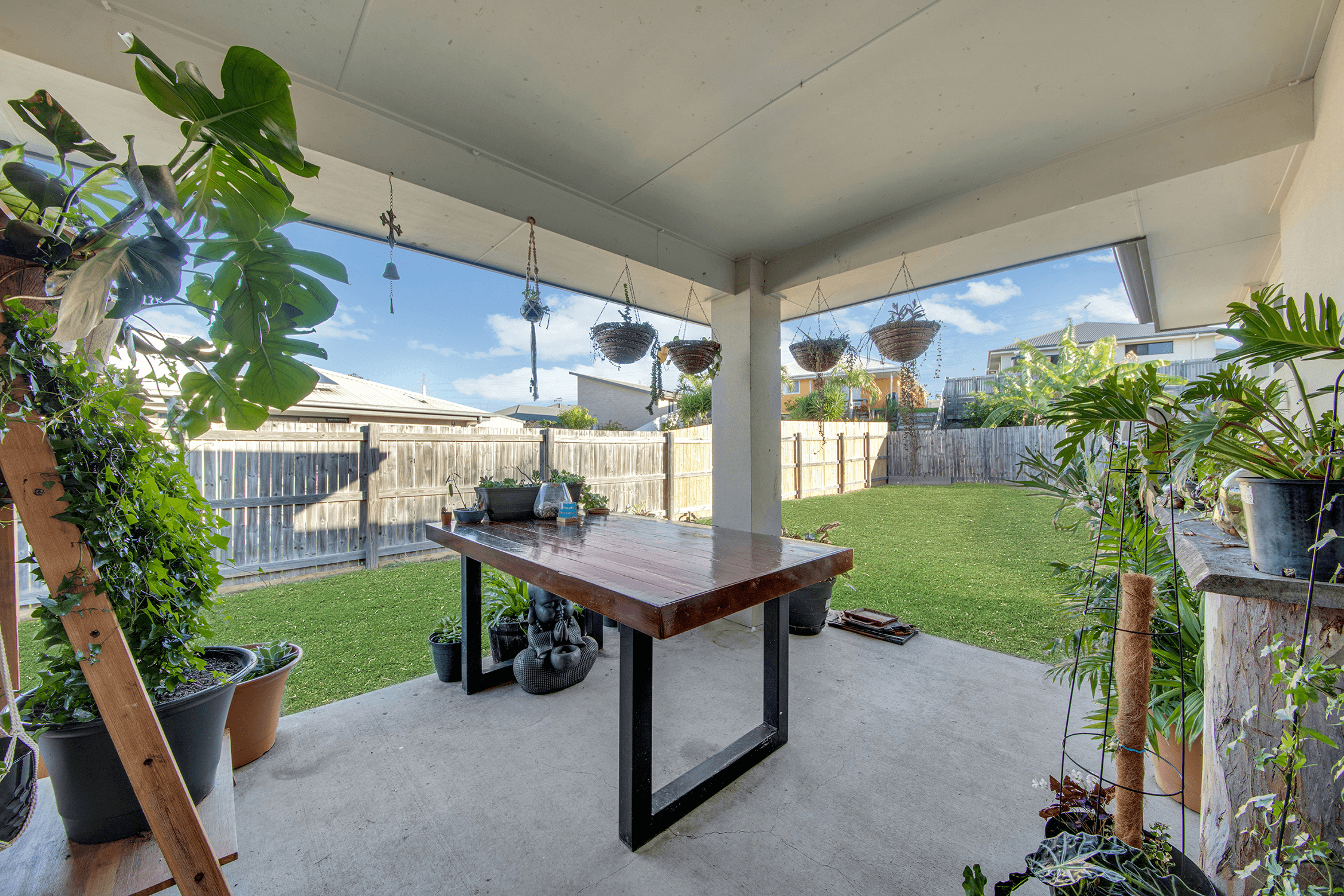 45 Woodland Court, KIRKWOOD, QLD 4680