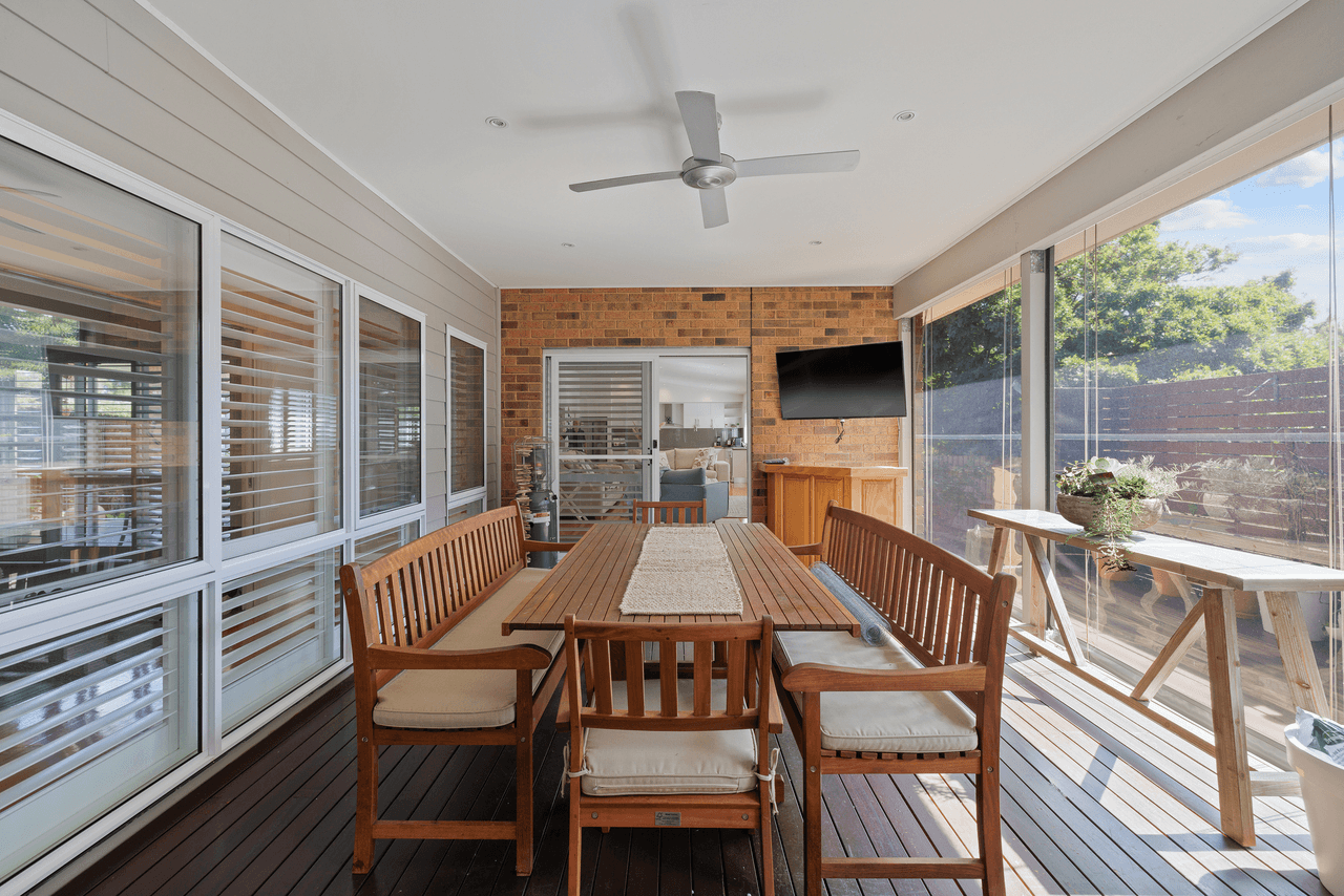 16 Norman Drive, COWES, VIC 3922