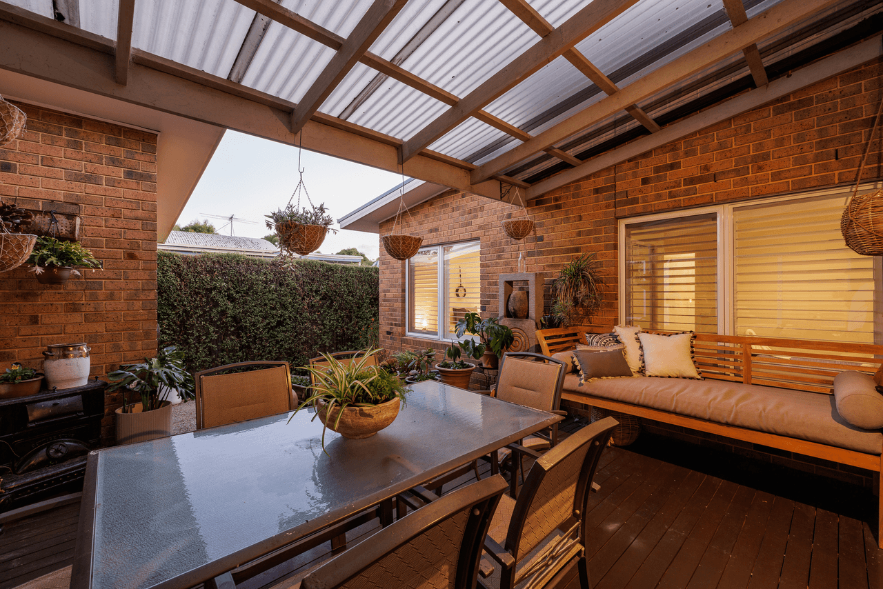 16 Norman Drive, COWES, VIC 3922