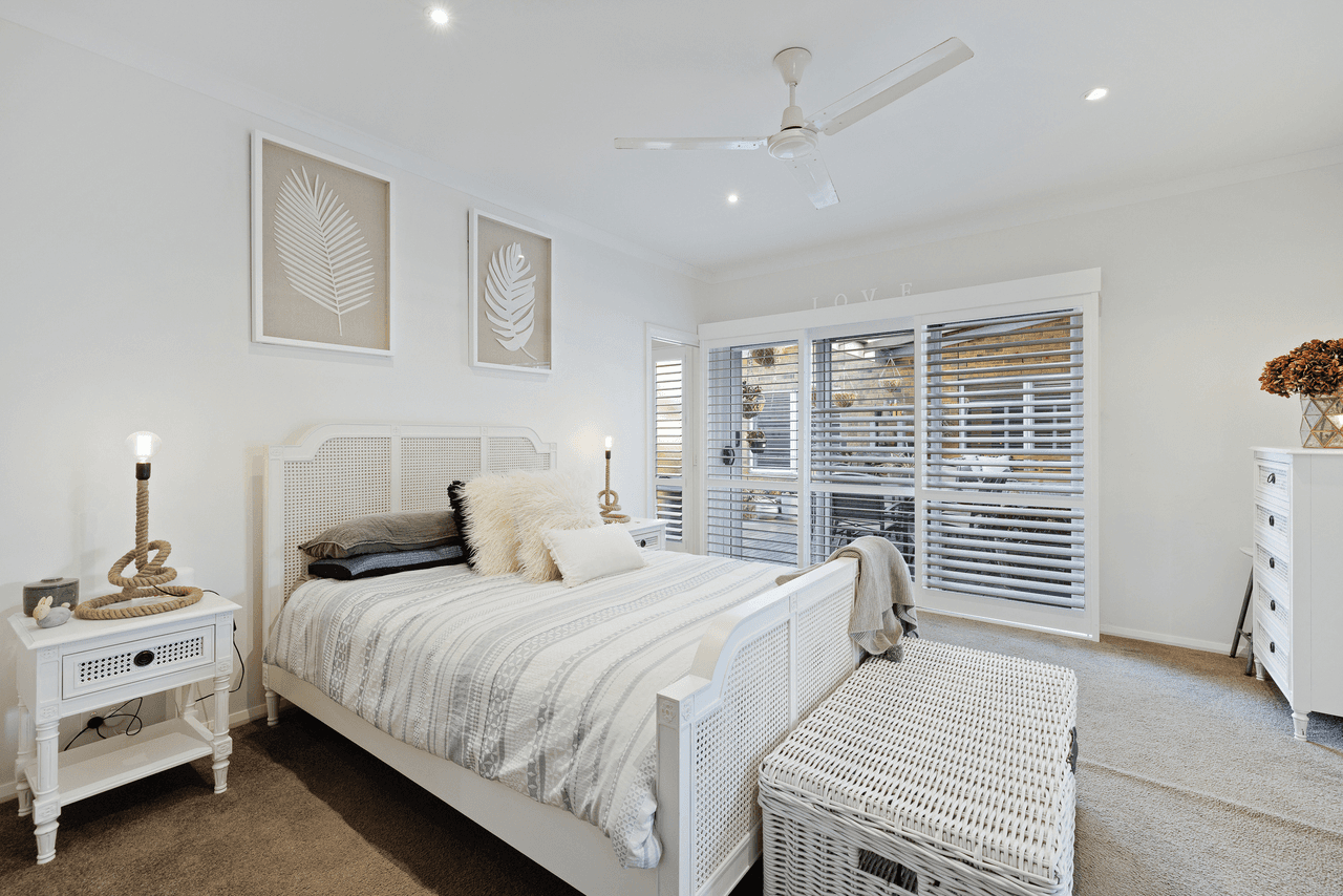 16 Norman Drive, COWES, VIC 3922