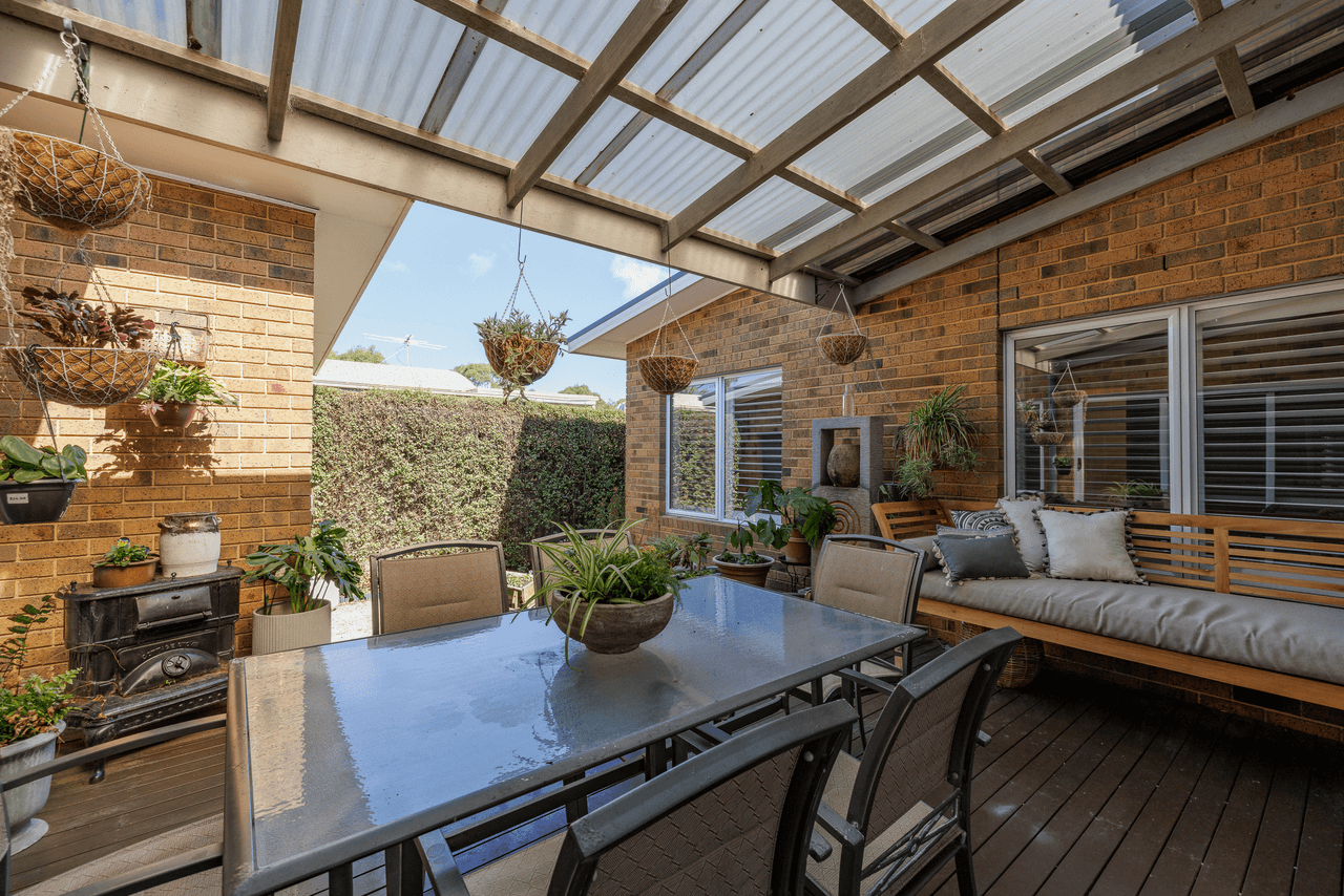 16 Norman Drive, COWES, VIC 3922