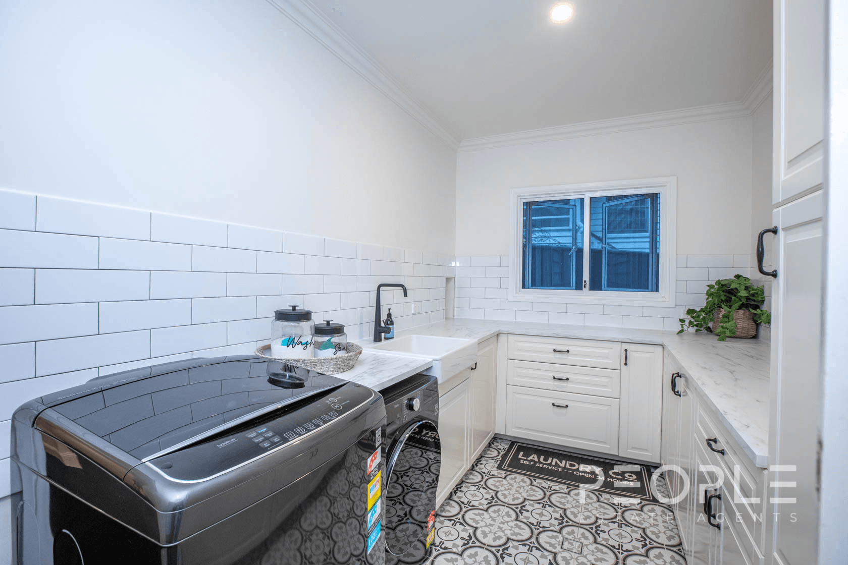 112 Laura Street, Tarragindi, QLD 4121