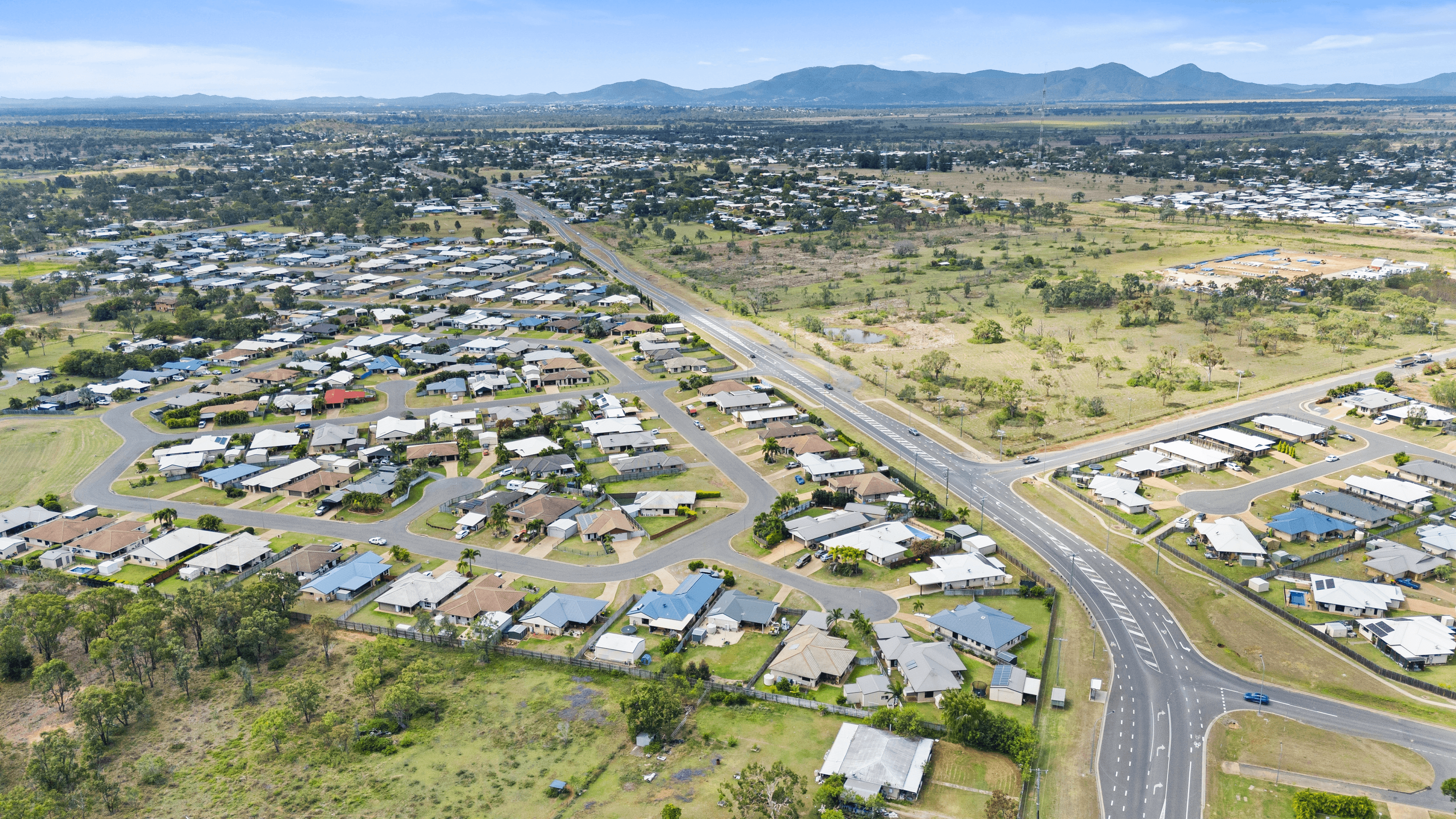 8 Lorikeet Court, Gracemere, QLD 4702