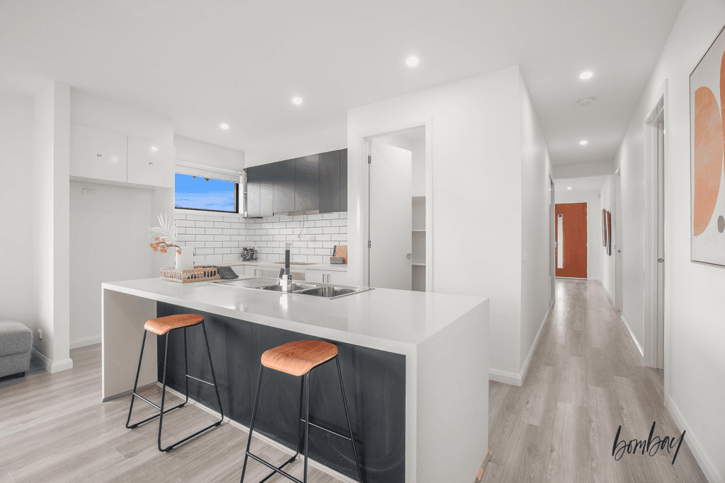 13 Royal Spoonbill Loop, WALLAN, VIC 3756