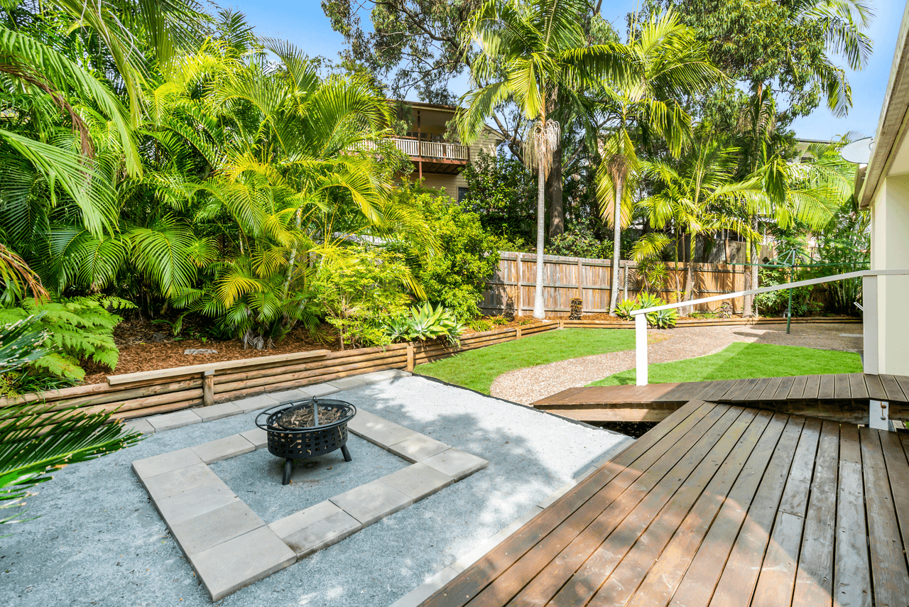 23 Currant Street, ELANORA, QLD 4221