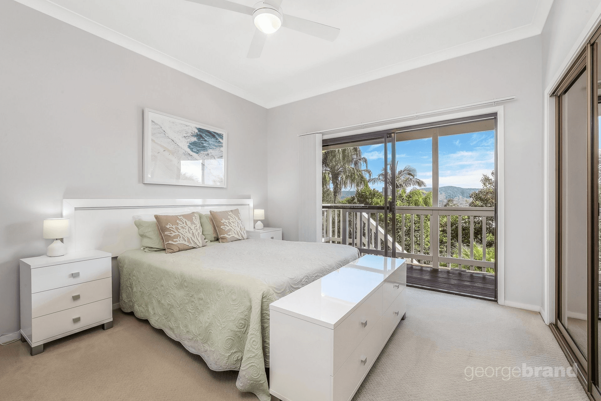 26 Lowanna Avenue, Forresters Beach, NSW 2260