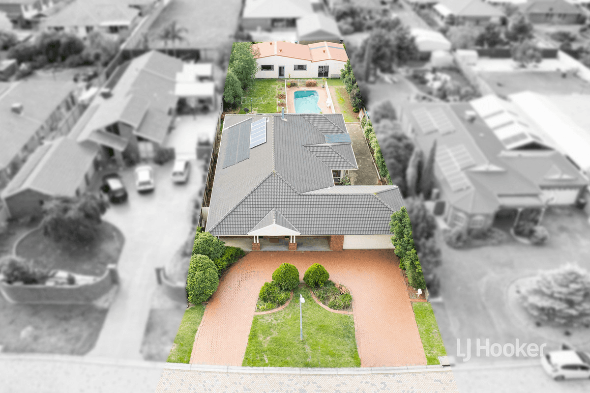 6 Lawson Court, HOPPERS CROSSING, VIC 3029