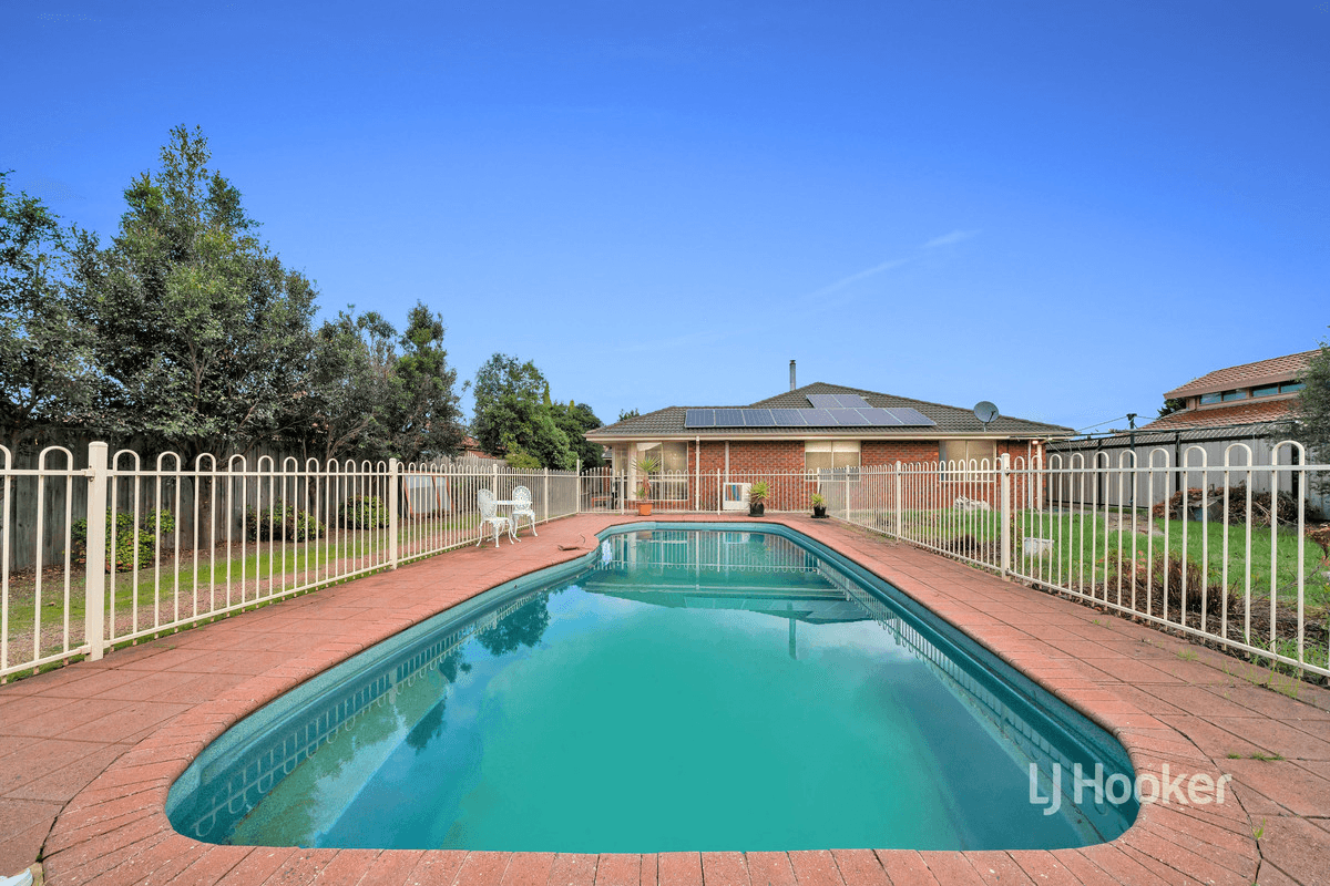 6 Lawson Court, HOPPERS CROSSING, VIC 3029