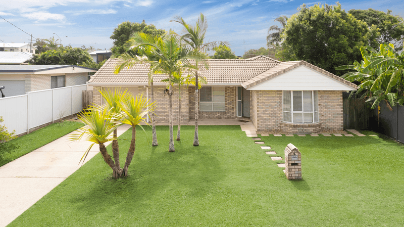 1 Sutherland Street, DICKY BEACH, QLD 4551