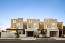 19 Norfolk Avenue, Surfers Paradise, QLD 4217