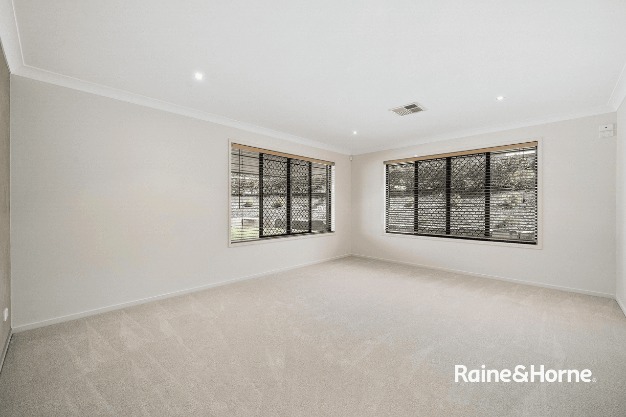 167-173 Spinebill Drive, GREENBANK, QLD 4124