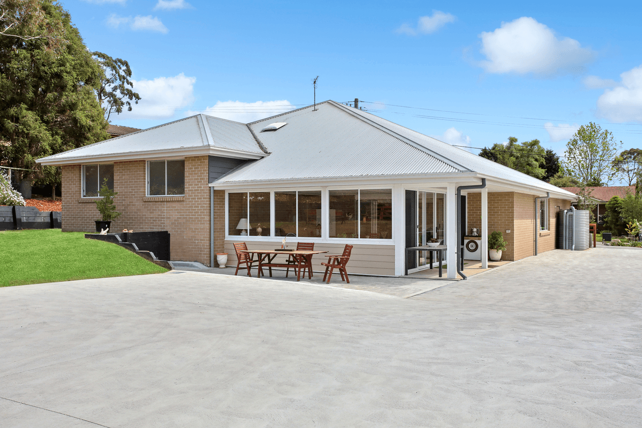 17 Gascoigne st, MITTAGONG, NSW 2575