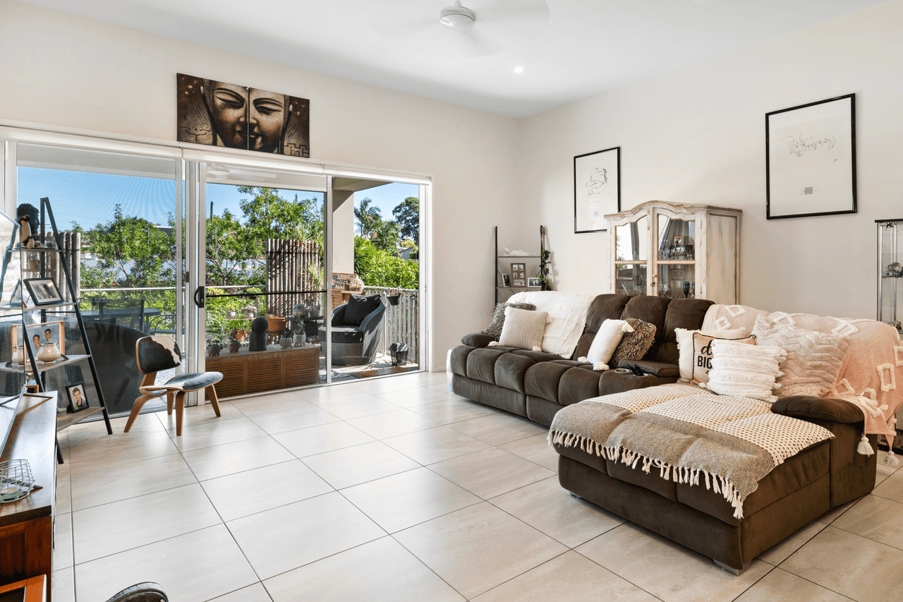 1/24 Billington Street, LABRADOR, QLD 4215