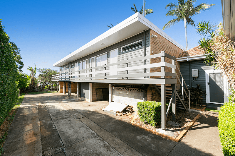 2/33 Yuletide Street, HOLLAND PARK WEST, QLD 4121