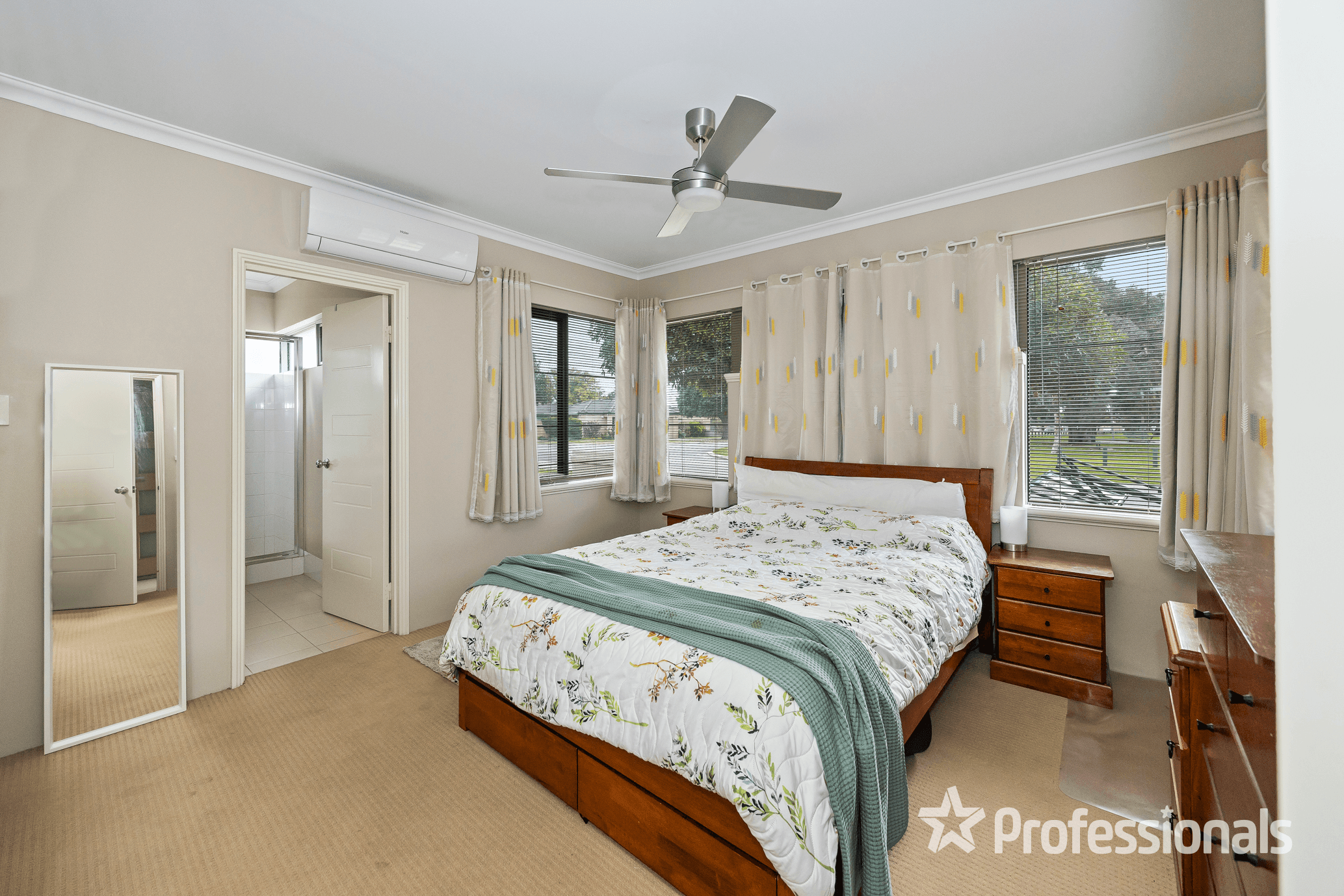 12A Medhurst Crescent, NOLLAMARA, WA 6061