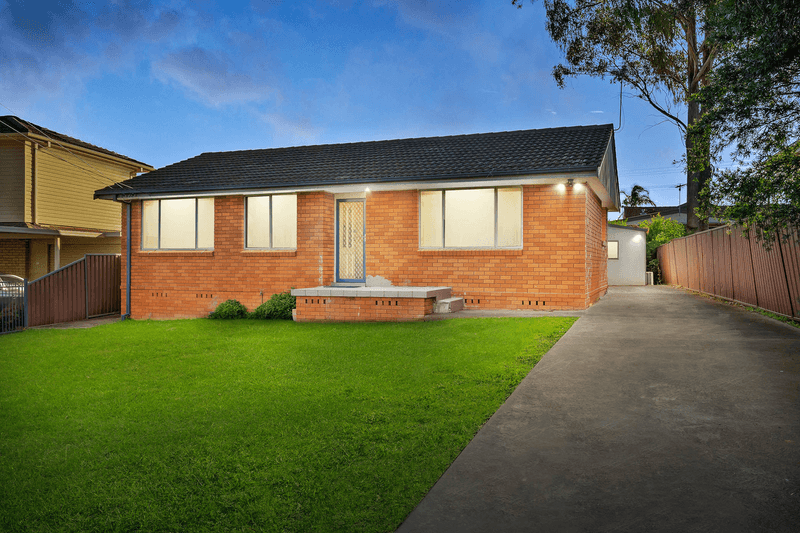 11 Twickenham Avenue, Cambridge Park, NSW 2747