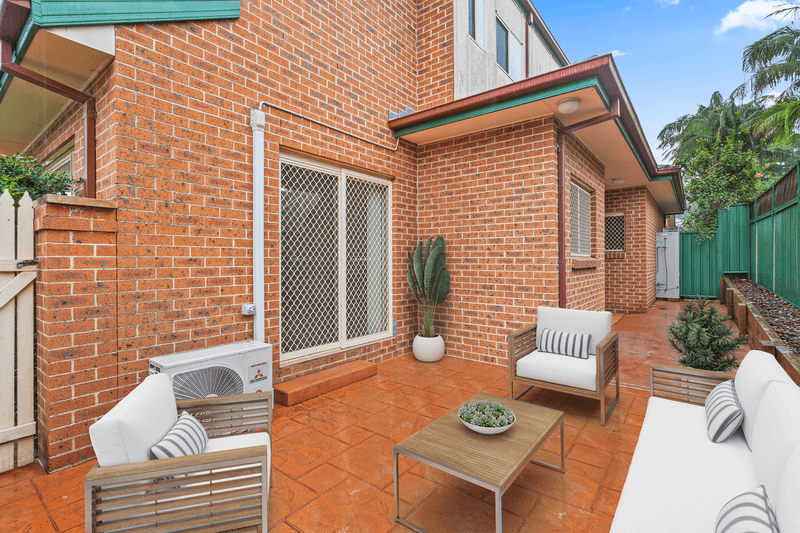 7/35-37 Matthews Street, Wollongong, NSW 2500