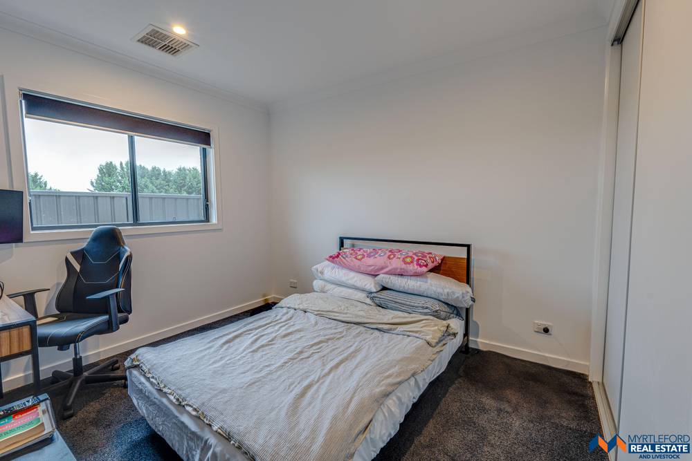 2 Washington Parade, MYRTLEFORD, VIC 3737