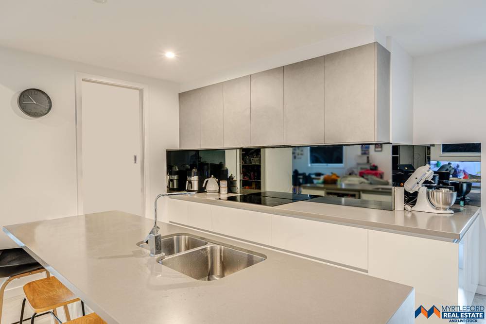 2 Washington Parade, MYRTLEFORD, VIC 3737
