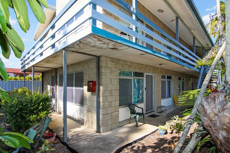 1/454 Esplanade, Torquay, QLD 4655