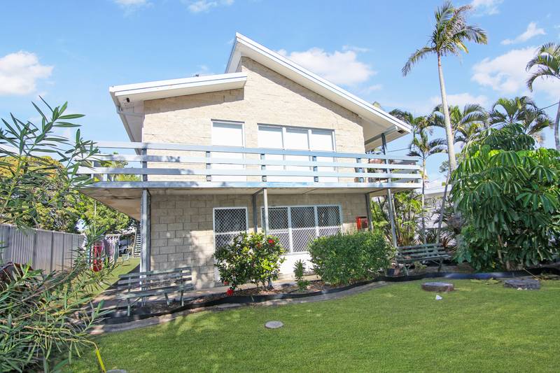 1/454 Esplanade, Torquay, QLD 4655